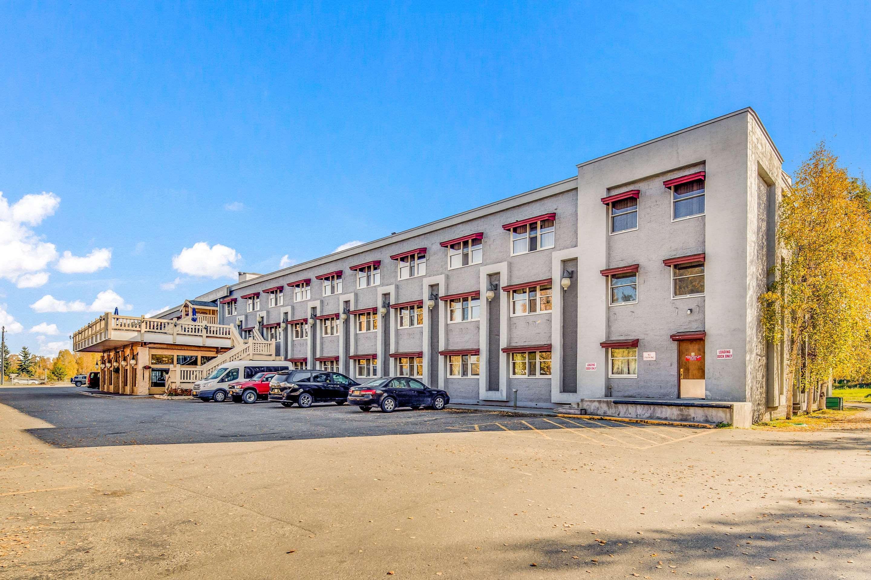 Clarion Hotel & Suites Fairbanks Near Ft Wainwright Εξωτερικό φωτογραφία