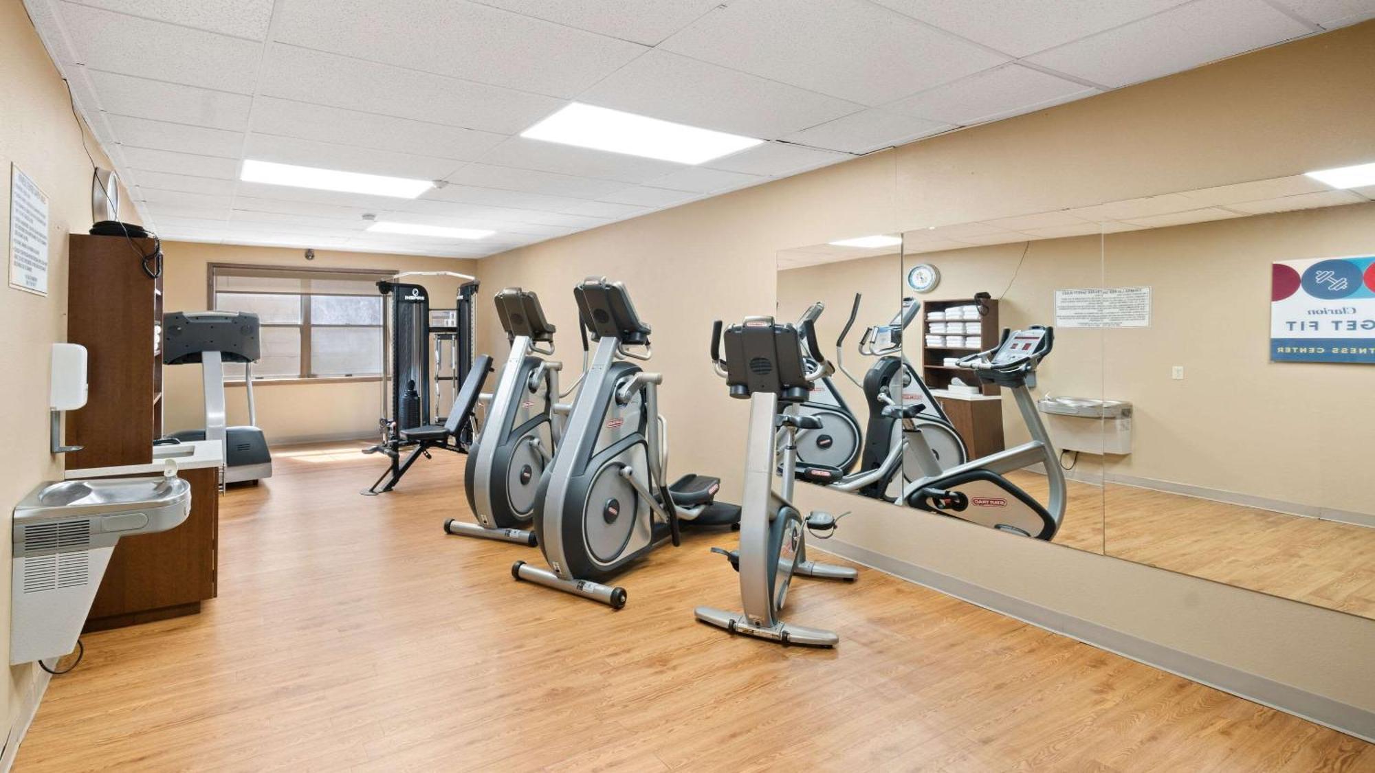 Clarion Hotel & Suites Fairbanks Near Ft Wainwright Εξωτερικό φωτογραφία