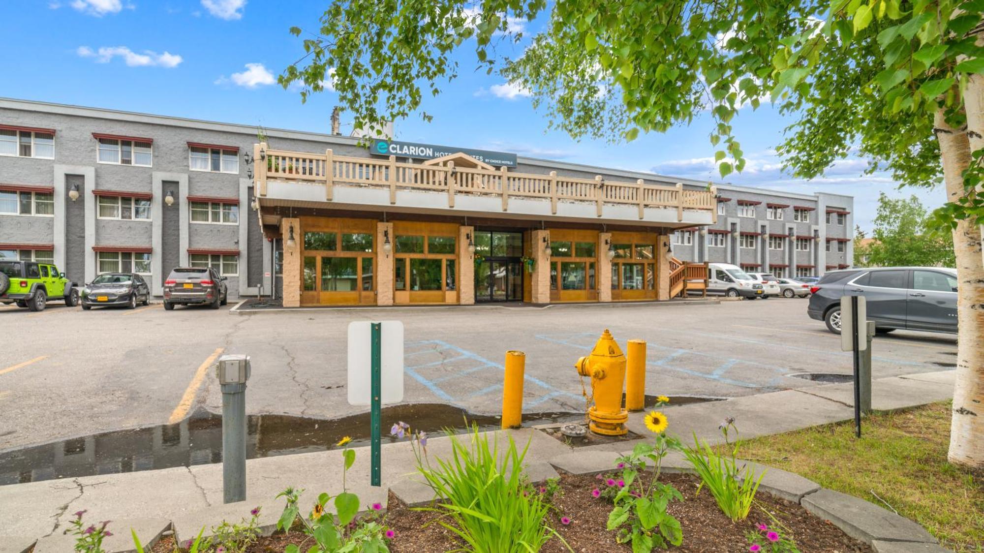 Clarion Hotel & Suites Fairbanks Near Ft Wainwright Εξωτερικό φωτογραφία